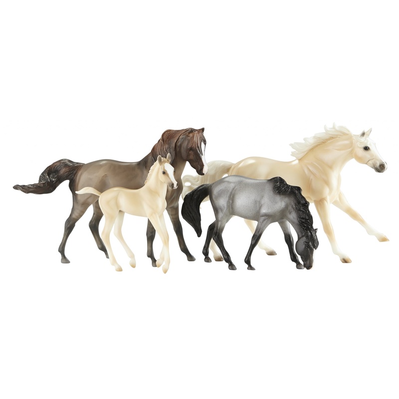 Breyer Traditional Cloud’s Encore Gift Set