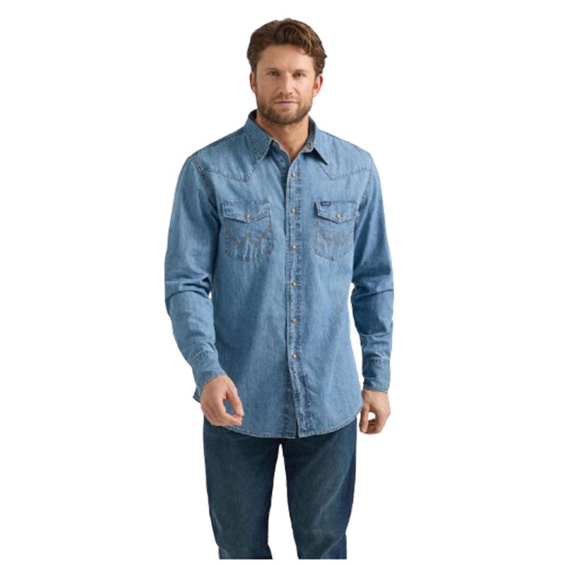 112361699 Wrangler Men’s Denim Long Sleeve Snap Shirt – Light Wash