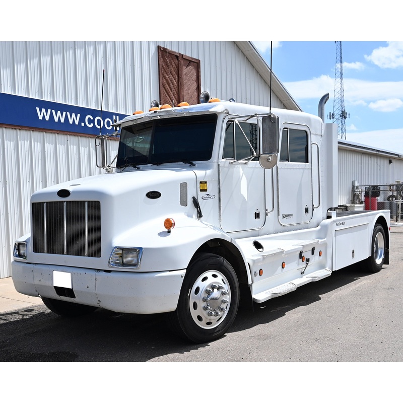 2000 Peterbilt Schwalbe 4 Door Crew Cab Hauler Truck