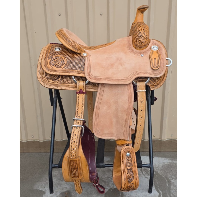 #1785 15.5″ Corriente Team Roping Saddle