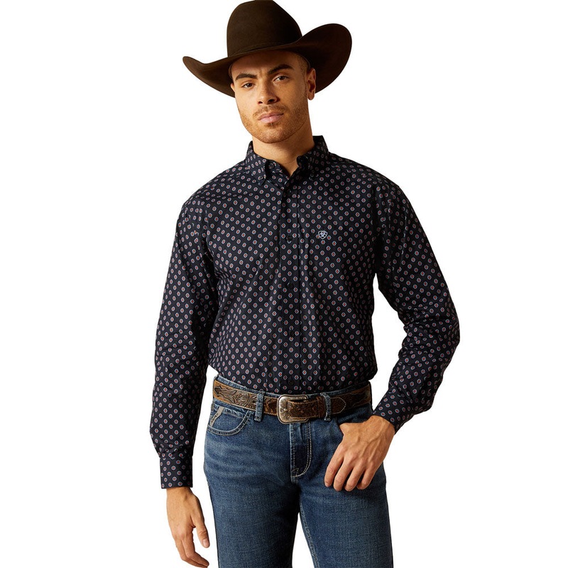 10052490 Ariat Men’s Taylor Classic Fit Long Sleeve Button-down Shirt – Dark Blue Print
