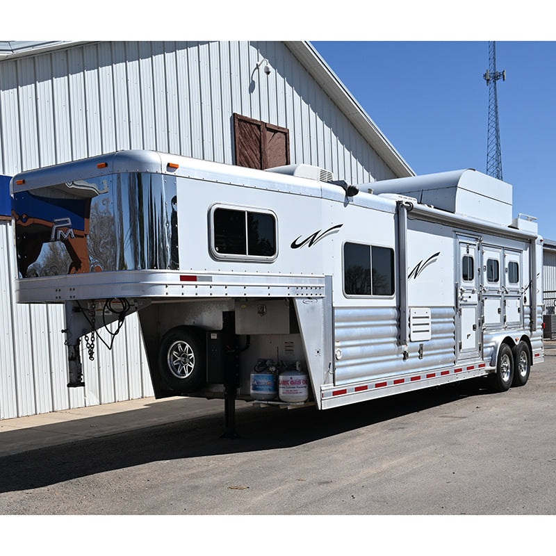 2016 Platinum 3 Horse 11′ LQ Horse Trailer- Hard Loaded w/ 3 Electric Awnings, Camera System, Pod & Ramp