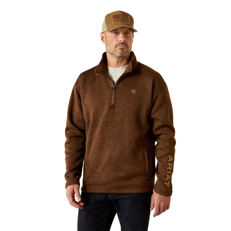 10062619 Ariat Men’s Caldwell Logo 1/4 Zip Sweater – Carafe