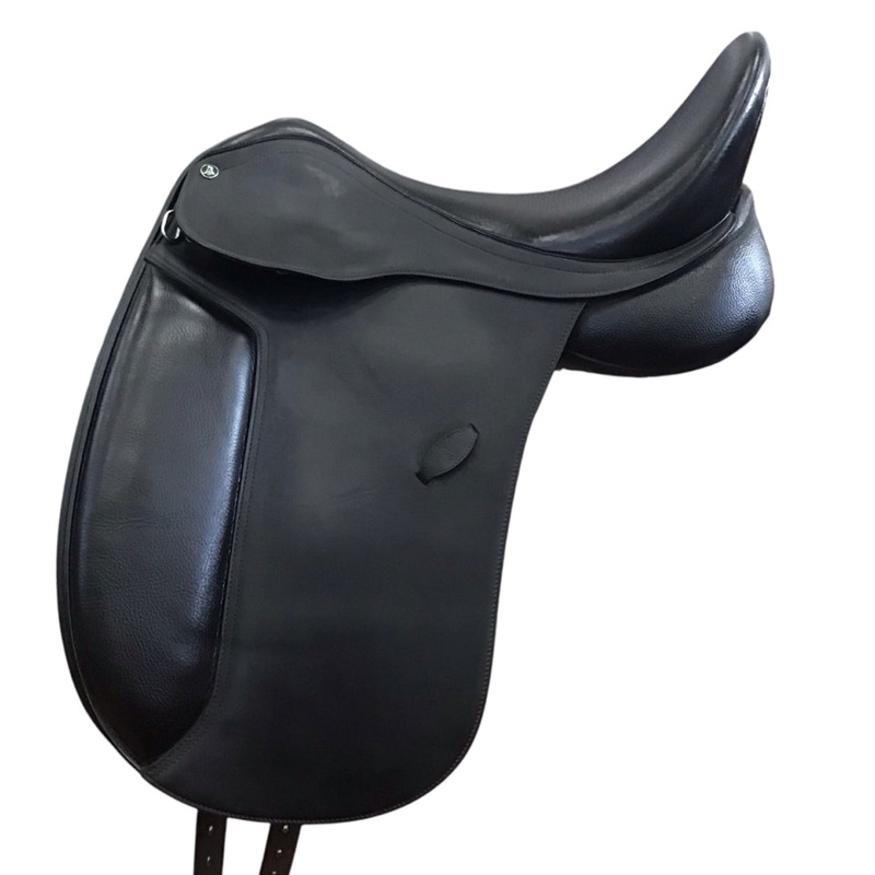 17.5″ Arena High Wither Dressage Adjustable Used Dressage Saddle – H