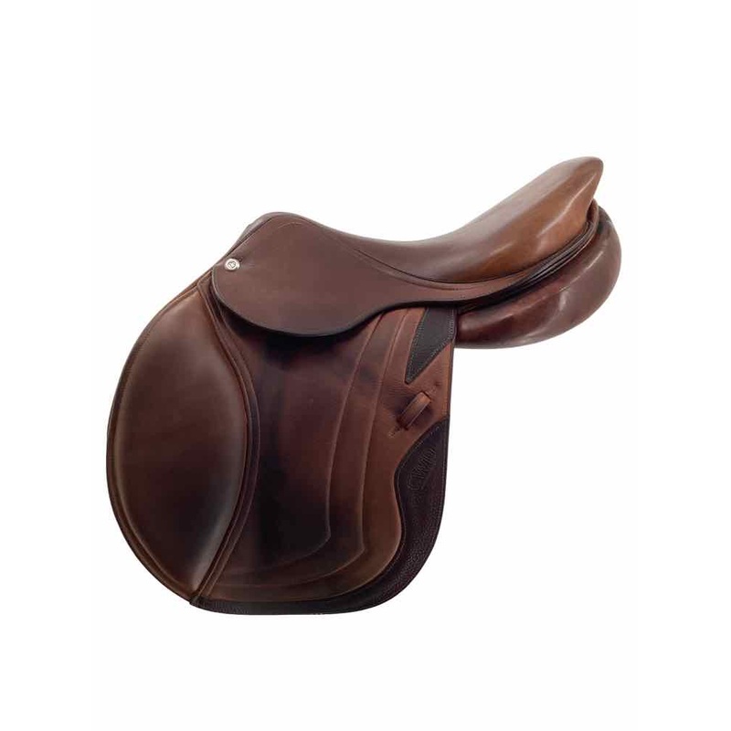 17.5″ CWD used close contact saddle B