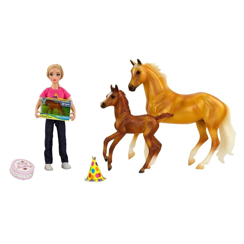 Breyer 2020 Birthday At The Barn Set