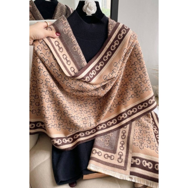 A Bit Chilly – Pesazia Scarves