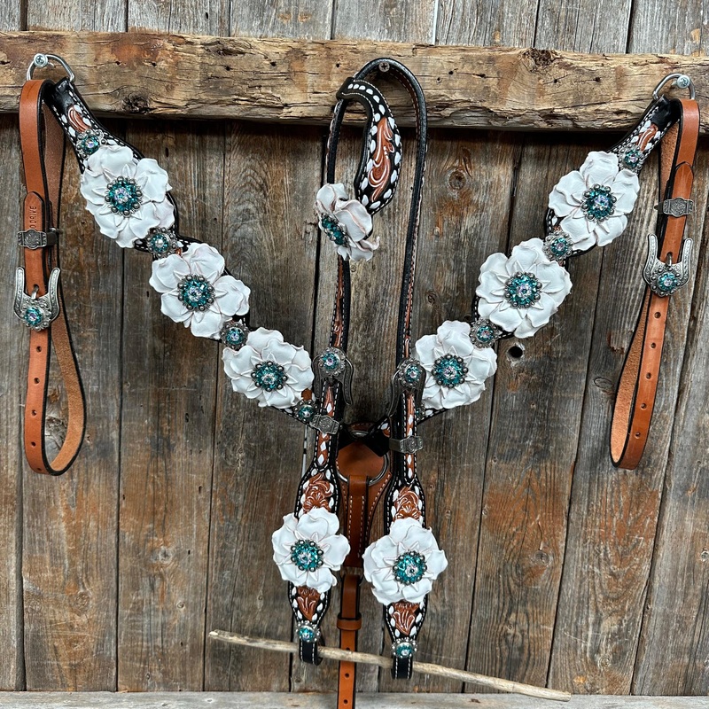 Classic Teal & White One Ear / Breastcollar Tack Set #OEBC548