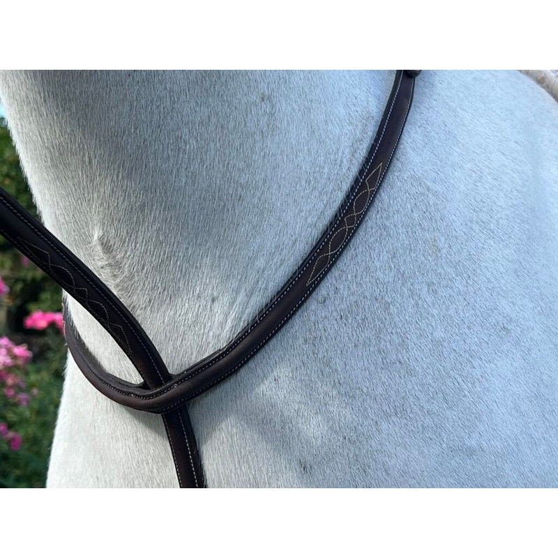 Belle & Bow Fancy Stitch Martingale