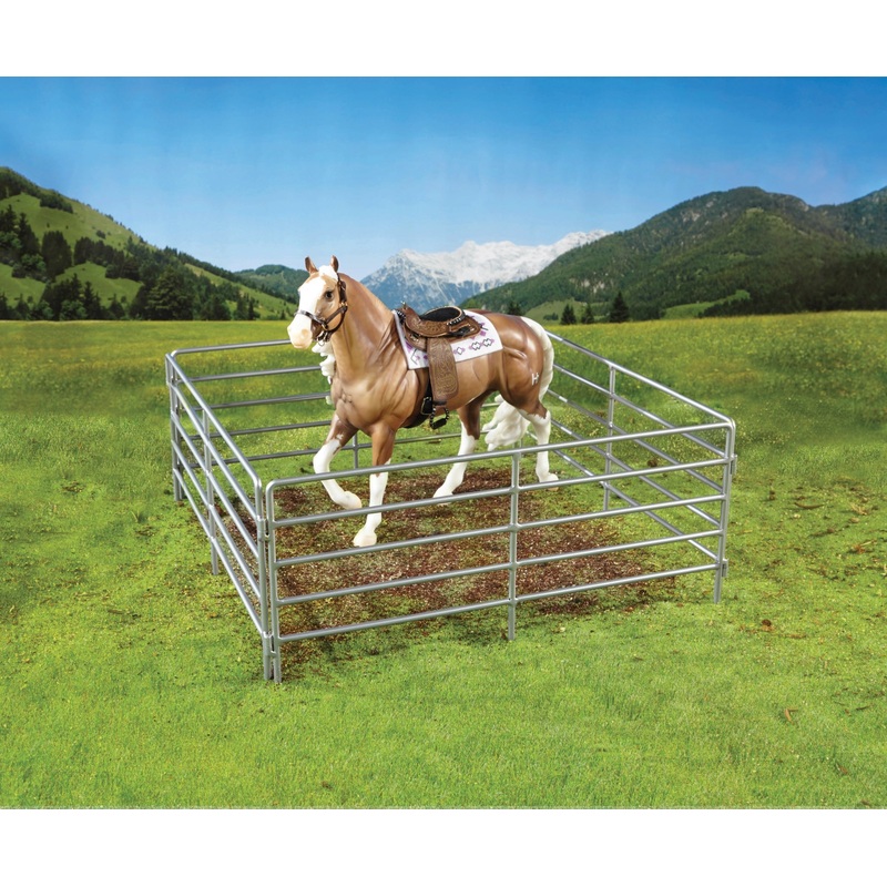 Breyer Traditional Metal Livestock Corral