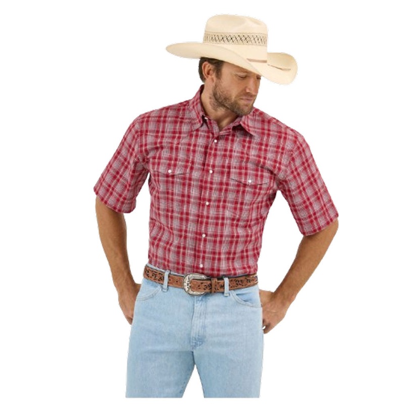112359508 Wrangler Men’s Wrinkle Resist Classic Fit Short Sleeve Snap Shirt –  Red